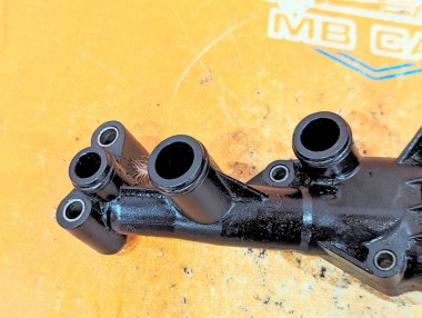 Корпус маслянного фильтра MERCEDES-BENZ Vito W639 рестайлинг (2010 - 2014) — Разборка Мерседес