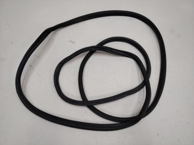 Уплотнитель дверного проема ( на кузове ) MERCEDES-BENZ V-класс W447 (2014 - 2025) — Разборка Мерседес