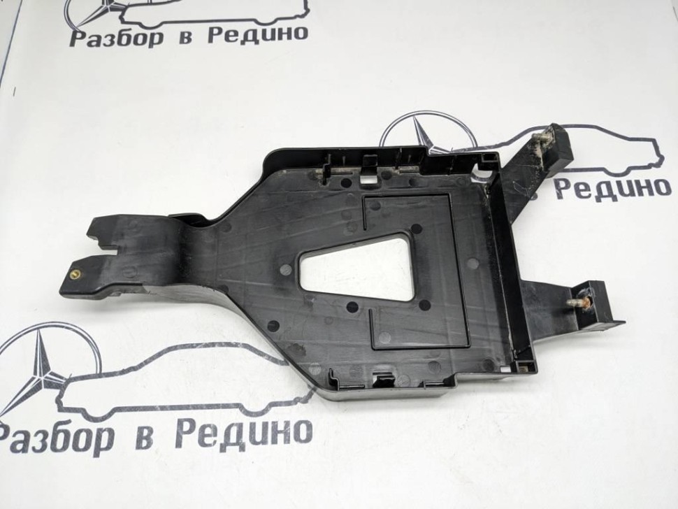 Кронштейн ЭБУ двигателя MERCEDES-BENZ V-класс W447 рестайлинг (2019 - 2025) фото 1 — Разборка Мерседес