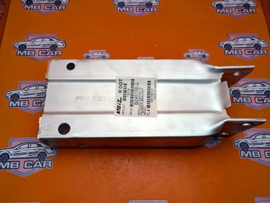 Кронштейн усилителя переднего бампера MERCEDES-BENZ E-класс W212/S212/C207/A207 (2009 - 2013) — Разборка Мерседес