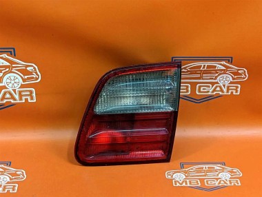 Фонарь крышки багажника MERCEDES-BENZ E-класс W210/S210 рестайлинг (1999 - 2003) — Разборка Мерседес