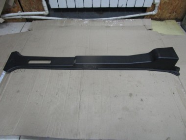 Накладка средней стойки MERCEDES-BENZ G-класс W463 рестайлинг 2 (2008 - 2012) — Разборка Мерседес