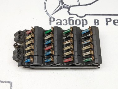 Блок предохранителей MERCEDES-BENZ W124 W124/S124/C124/A124 (1984 - 1993) — Разборка Мерседес