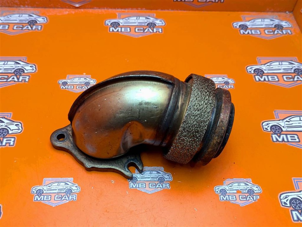 Патрубок турбины MERCEDES-BENZ Sprinter W906 (2006 - 2019) фото 1 — Разборка Мерседес