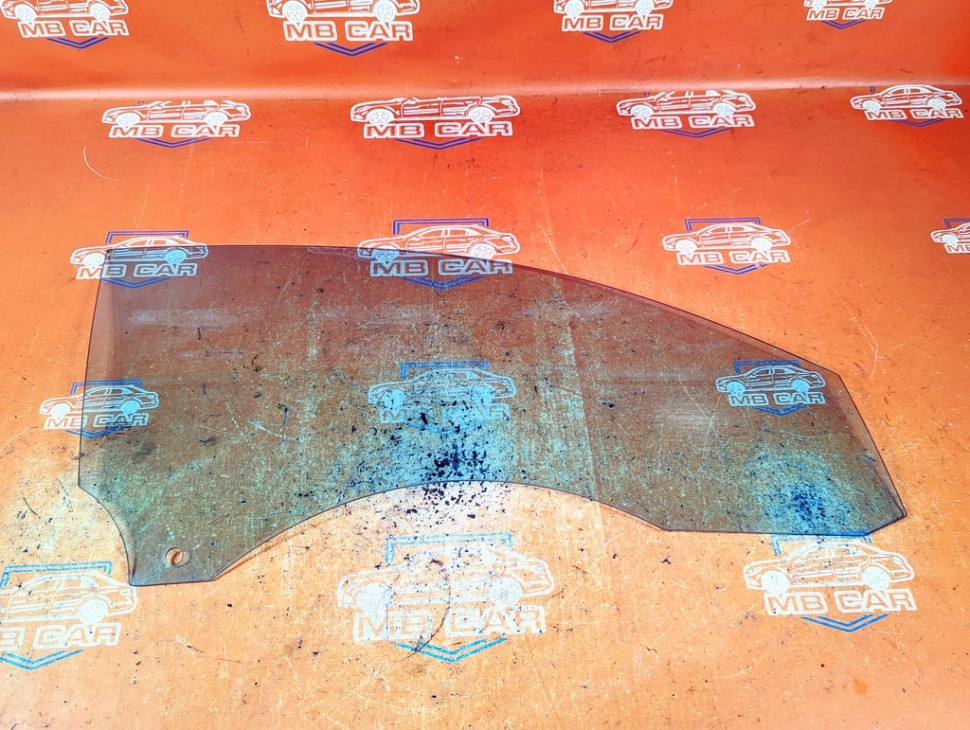 Стекло переднее правое MERCEDES-BENZ CLK-класс C209/W209 (2002 - 2005) фото 1 &mdash; Разборка Мерседес