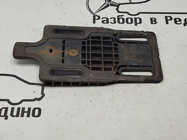 Кронштейн усилителя заднего бампера MERCEDES-BENZ S-класс W220 (1998 - 2005) — Разборка Мерседес