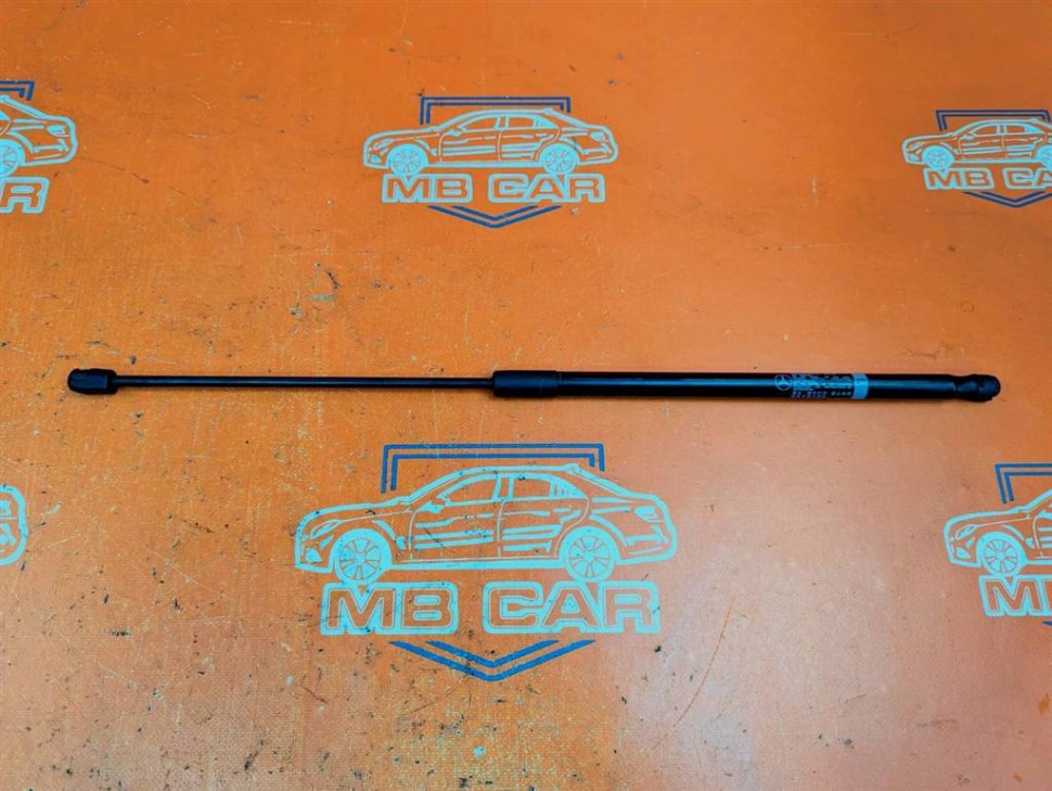 Амортизатор капота MERCEDES-BENZ GLE-класс AMG W166 (2015 - 2019) фото 1 — Разборка Мерседес