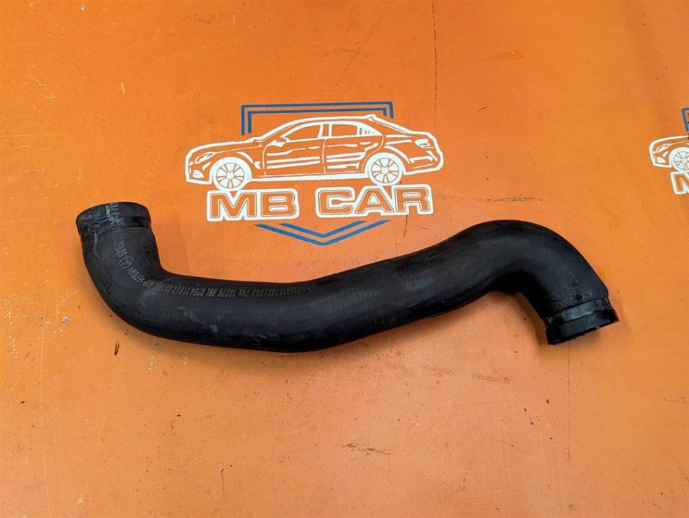 Патрубок радиатора MERCEDES-BENZ Sprinter W901-905 (1995 - 2006) фото 1 — Разборка Мерседес