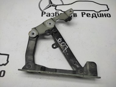 Петля капота MERCEDES-BENZ CLS-класс C219 (2004 - 2008) — Разборка Мерседес