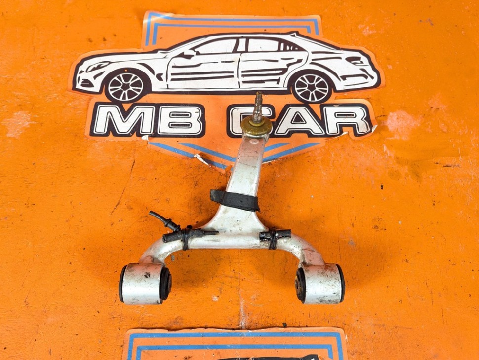 Рычаг передний верхний MERCEDES-BENZ M-класс W163 (1997 - 2001) фото 1 &mdash; Разборка Мерседес