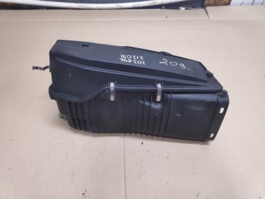 Корпус воздушного фильтра MERCEDES-BENZ C-класс W203/S203/CL203 (2000 - 2004) — Разборка Мерседес