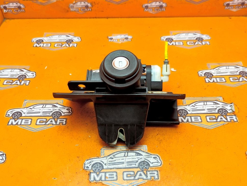 Замок багажника MERCEDES-BENZ E-класс W210/S210 (1995 - 1999) фото 1 &mdash; Разборка Мерседес