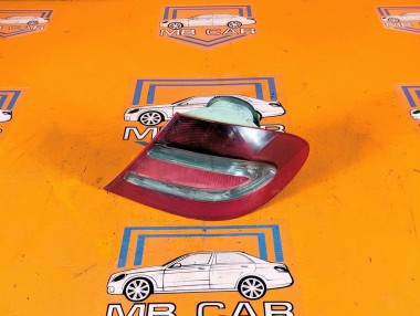 Фонарь задний правый MERCEDES-BENZ CLK-класс C209/A209 (2002 - 2005) CLK 270 CDI 2.7 AT (170 л.с.) &mdash; Разборка Мерседес