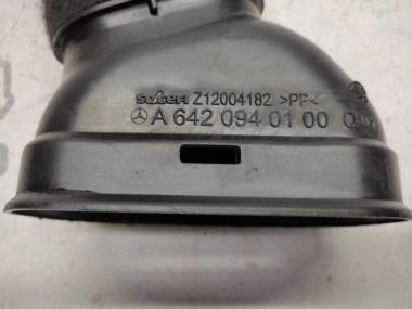 Патрубок воздушный MERCEDES-BENZ X-класс I (2017 - 2020) — Разборка Мерседес