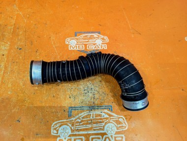 Патрубок интеркулера MERCEDES-BENZ C-класс W203/S203/CL203 рестайлинг (2004 - 2008) — Разборка Мерседес