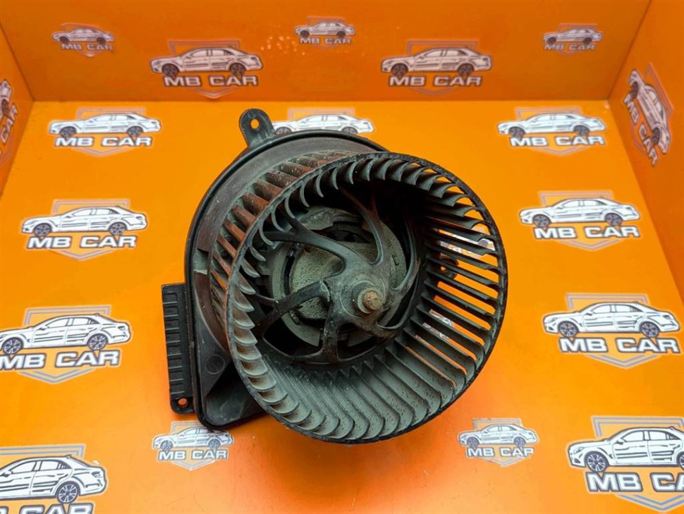 Моторчик печки MERCEDES-BENZ Vito W638 (1996 - 2003) фото 1 — Разборка Мерседес