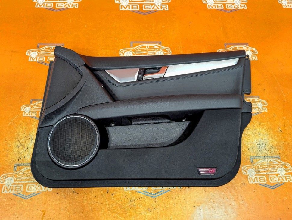 Карта двери передняя правая MERCEDES-BENZ C-класс W204/S204 (2006 - 2011) фото 1 — Разборка Мерседес