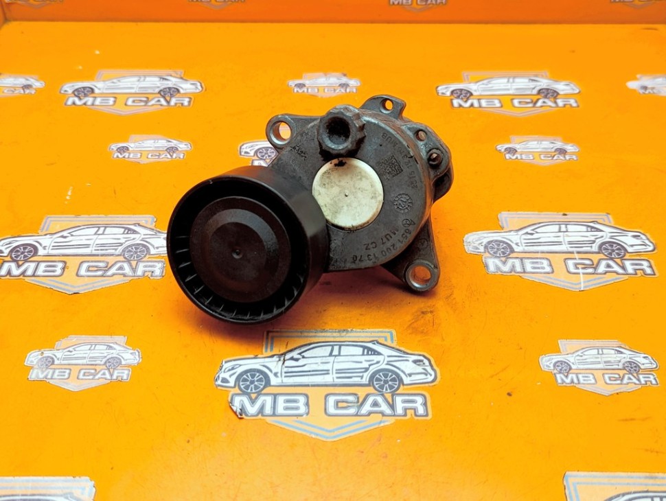 Натяжитель ремня MERCEDES-BENZ C-класс W204/S204/С204 рестайлинг (2011 - 2015) фото 1 — Разборка Мерседес