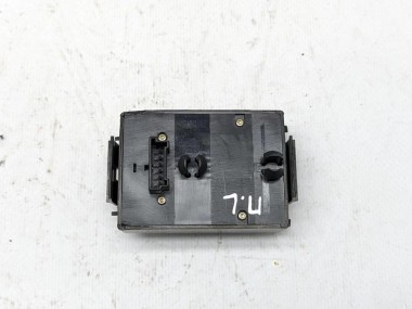 Кнопка регулировки зеркал MERCEDES-BENZ S-класс W220 рестайлинг (2002 - 2005) — Разборка Мерседес