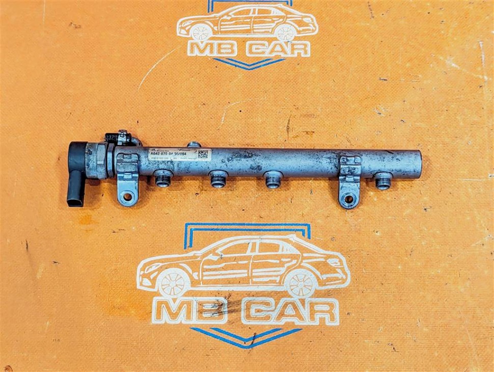 Рампа топливная MERCEDES-BENZ S-класс W221 (2005 - 2009) фото 1 — Разборка Мерседес