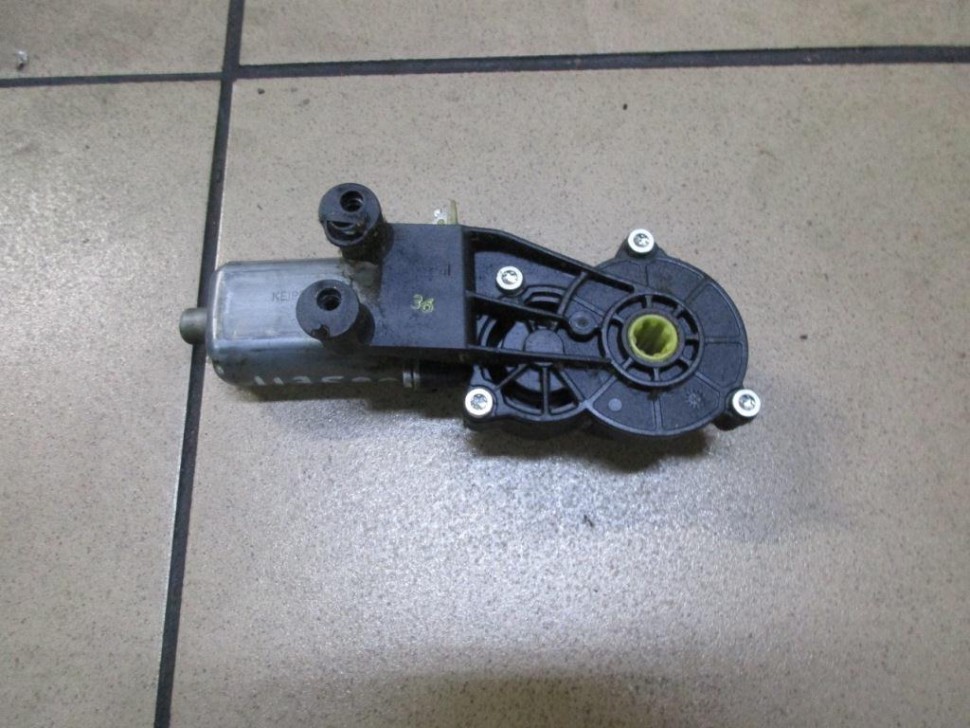 Моторчик регулировки сидений MERCEDES-BENZ E-класс W211/S211 (2002 - 2006) фото 1 — Разборка Мерседес