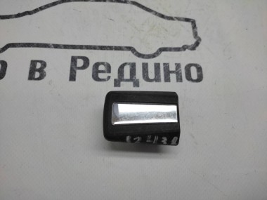 Крышка ручки двери MERCEDES-BENZ W124 W124/S124/C124/A124 (1984 - 1993) — Разборка Мерседес