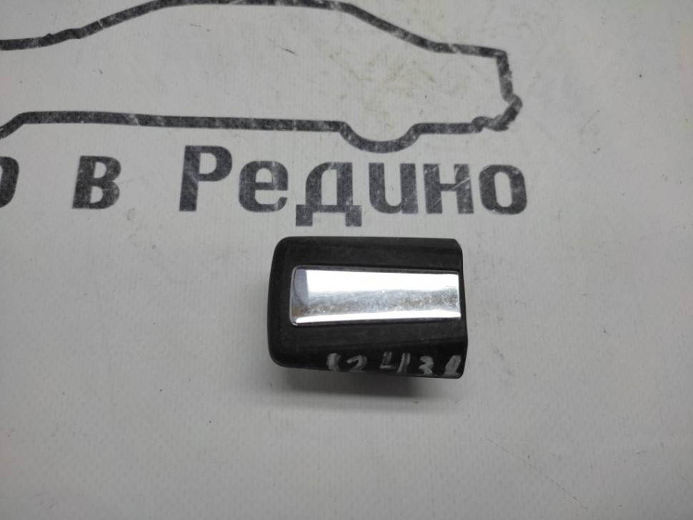 Крышка ручки двери MERCEDES-BENZ W124 W124/S124/C124/A124 (1984 - 1993) фото 1 — Разборка Мерседес