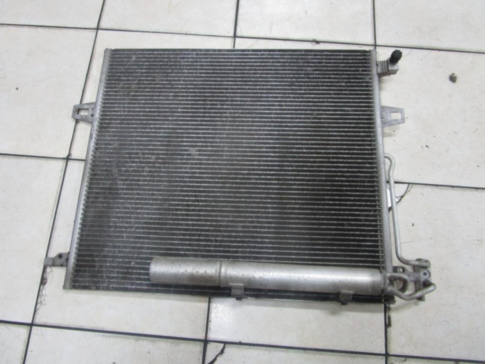 Радиатор кондиционера MERCEDES-BENZ M-класс W164 (2005 - 2008) фото 1 &mdash; Разборка Мерседес