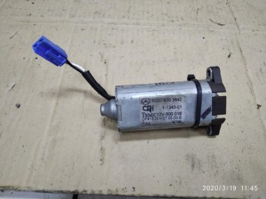 Моторчик регулировки сидений MERCEDES-BENZ C-класс W203/S203/CL203 (2000 - 2004) — Разборка Мерседес