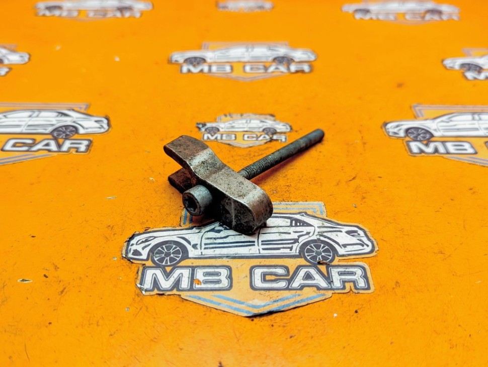 Кронштейн крепления форсунок MERCEDES-BENZ C-класс W204/S204 (2006 - 2011) фото 1 &mdash; Разборка Мерседес