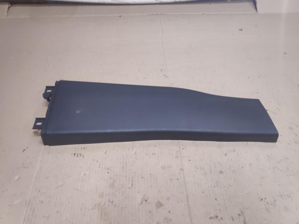 Накладка средней стойки MERCEDES-BENZ M-класс W163 рестайлинг (2001 - 2005) фото 1 — Разборка Мерседес