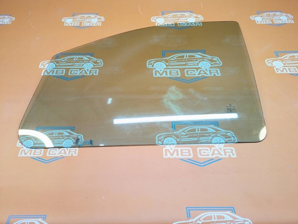 Стекло переднее левое MERCEDES-BENZ Vito W639 рестайлинг (2010 - 2014) фото 1 — Разборка Мерседес