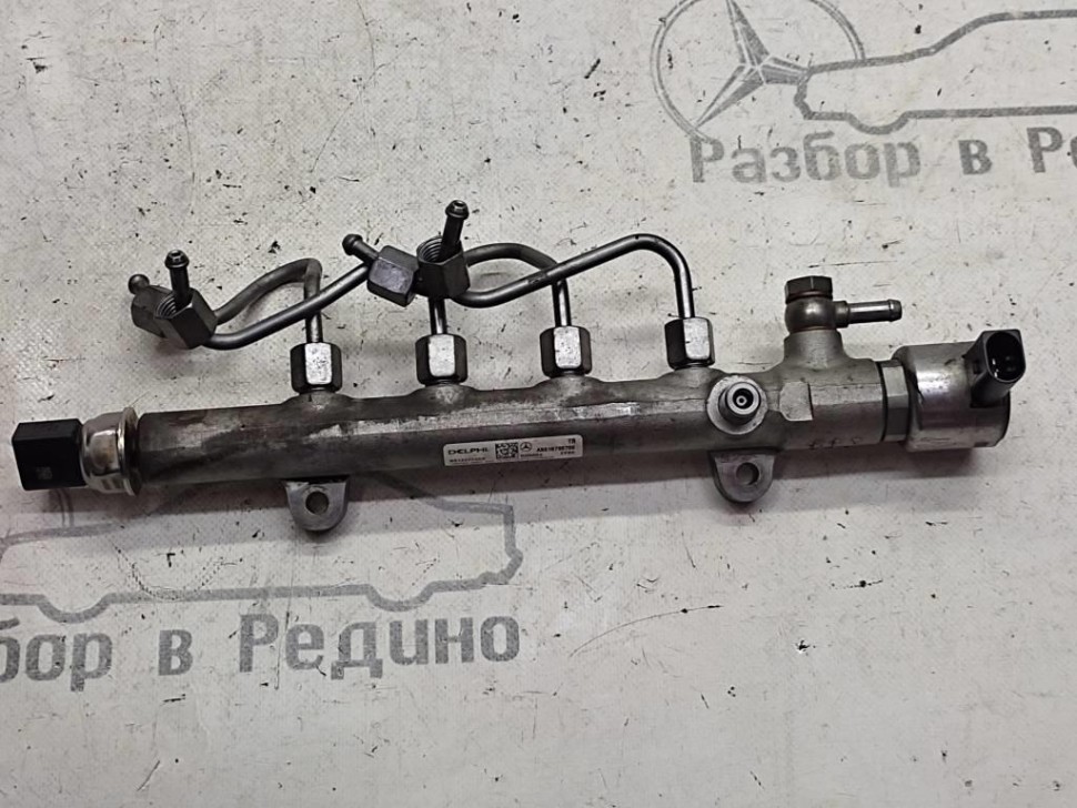 Рампа топливная MERCEDES-BENZ C-класс W205/S205/C205/A205 (2014 - 2018) фото 1 — Разборка Мерседес