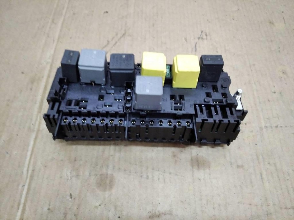 Блок предохранителей MERCEDES-BENZ CLA-класс C117/X117 (2013 - 2016) фото 1 &mdash; Разборка Мерседес