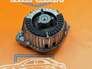 Опора двигателя MERCEDES-BENZ E-класс W212/S212/C207/A207 (2009 - 2013) — Разборка Мерседес