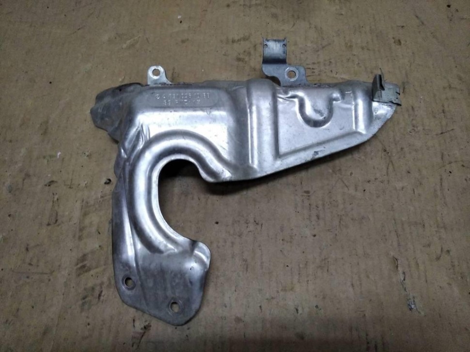 Защитный экран MERCEDES-BENZ CLA-класс C117/X117 (2013 - 2016) фото 1 — Разборка Мерседес