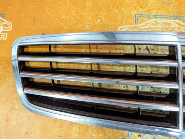 Решетка радиатора MERCEDES-BENZ C-класс W203/S203/CL203 рестайлинг (2004 - 2008) — Разборка Мерседес
