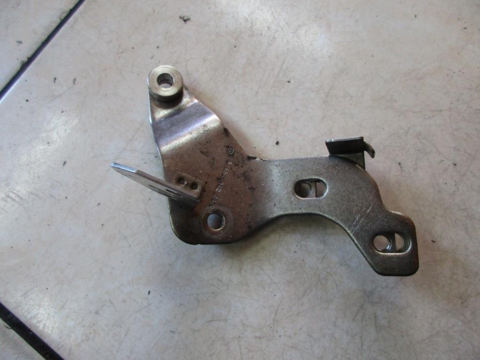 Кронштейн MERCEDES-BENZ E-класс W213/S213/C238/A238 (2016 - 2021) фото 1 — Разборка Мерседес