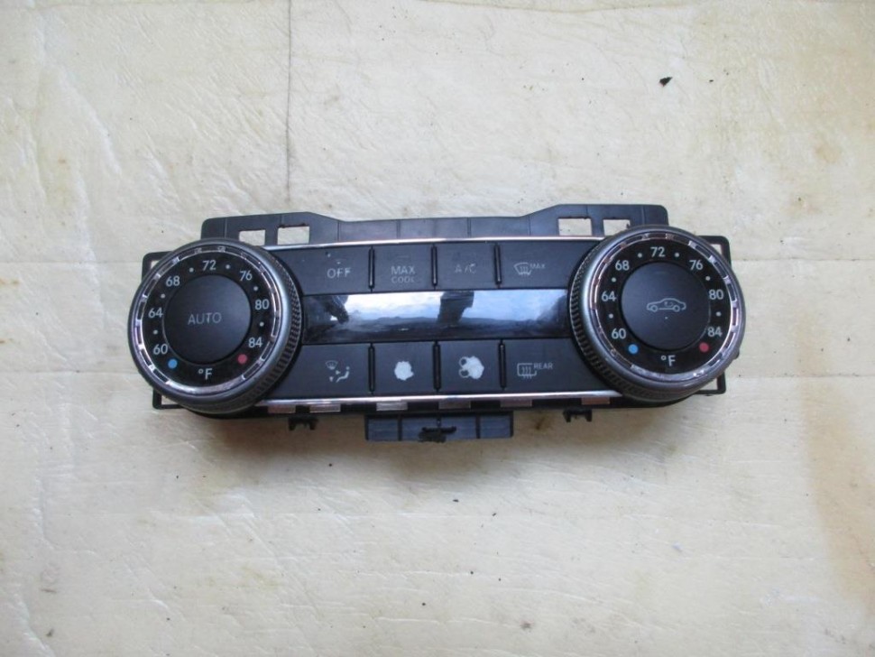 Панель управления климатом MERCEDES-BENZ C-класс W204/S204 (2006 - 2011) фото 1 — Разборка Мерседес