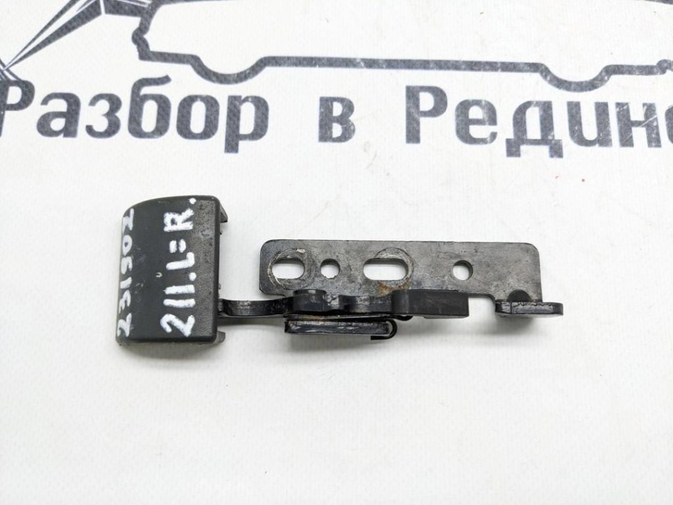 Ручка разблокировки сидений MERCEDES-BENZ E-класс W211/S211 (2002 - 2006) фото 1 — Разборка Мерседес