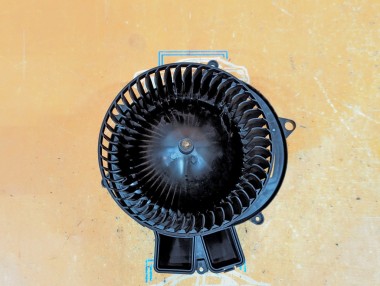 Моторчик печки MERCEDES-BENZ GLE-класс W166 (2015 - 2018) — Разборка Мерседес