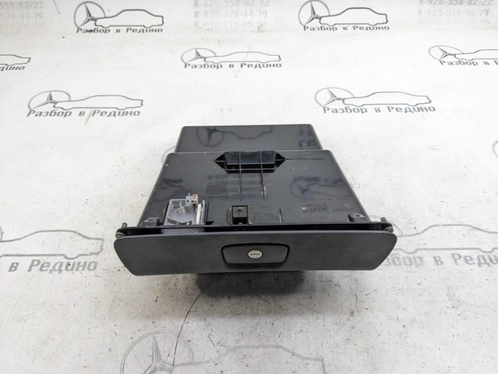 Бардачок MERCEDES-BENZ Sprinter W901-905 (1995 - 2006) фото 1 — Разборка Мерседес