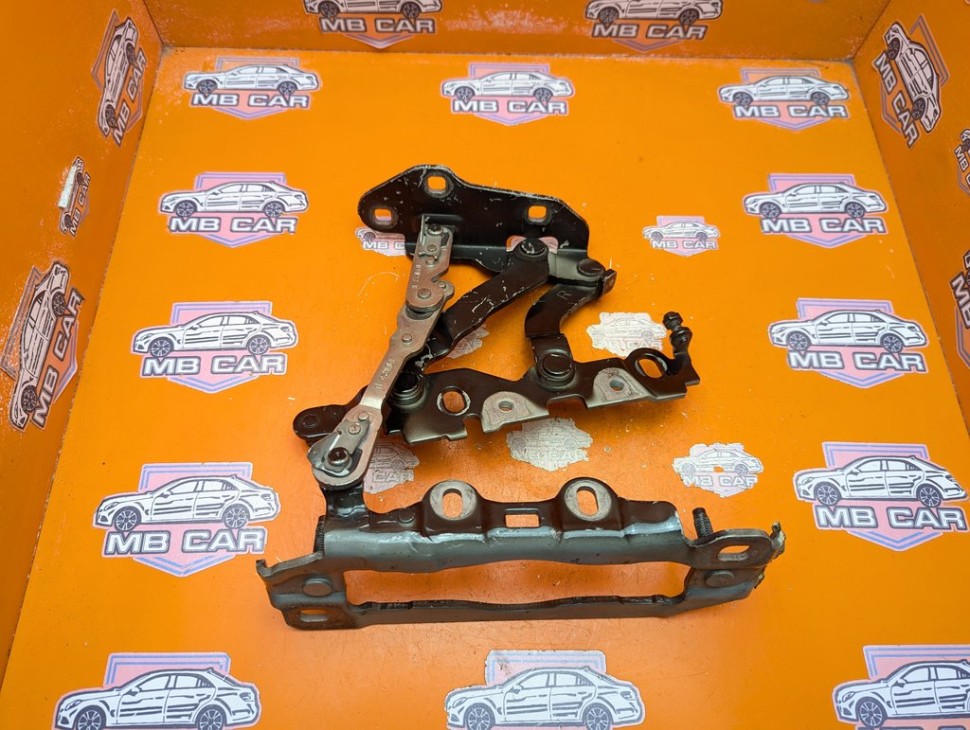 Петля капота MERCEDES-BENZ E-класс W212/S212/C207/A207 рестайлинг (2013 - 2016) фото 1 &mdash; Разборка Мерседес