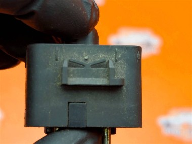 Кнопка регулировки зеркал MERCEDES-BENZ W124 W124/S124/C124/A124 (1984 - 1993) — Разборка Мерседес