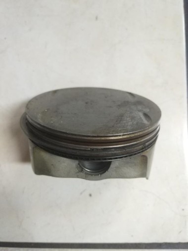 Поршень бензин MERCEDES-BENZ M-класс W164 (2005 - 2008) — Разборка Мерседес