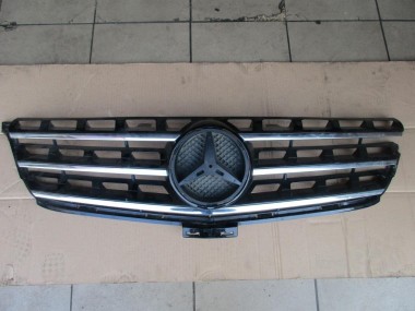 Решетка радиатора MERCEDES-BENZ M-класс W166 (2011 - 2015) — Разборка Мерседес