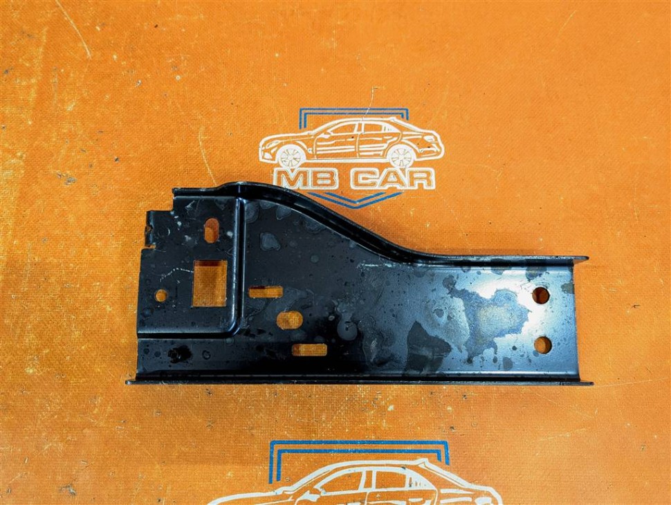Кронштейн MERCEDES-BENZ GLE-класс V167 (2018 - 2024) фото 1 — Разборка Мерседес