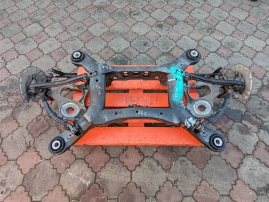 Подрамник задний MERCEDES-BENZ GLE-класс AMG W166 (2015 - 2019) — Разборка Мерседес