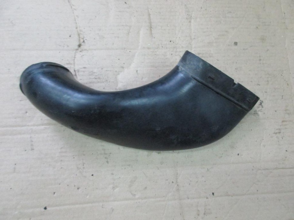 Патрубок воздушный MERCEDES-BENZ C-класс W203/S203/CL203 рестайлинг (2004 - 2008) фото 1 — Разборка Мерседес