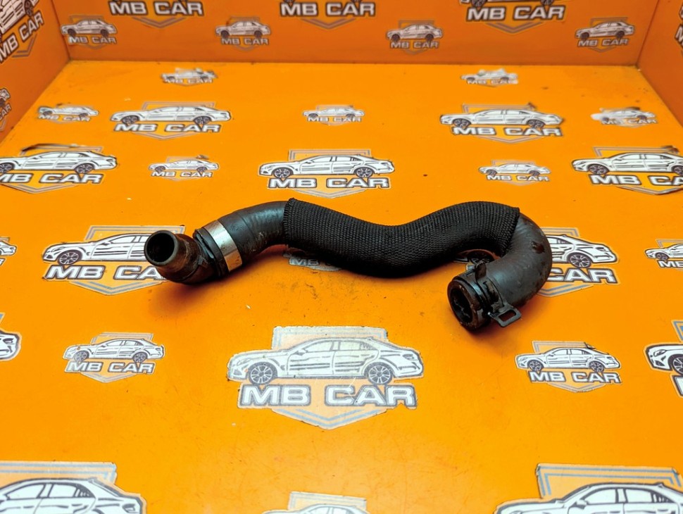 Патрубок ОЖ MERCEDES-BENZ C-класс W203/S203/CL203 рестайлинг (2004 - 2008) фото 1 — Разборка Мерседес